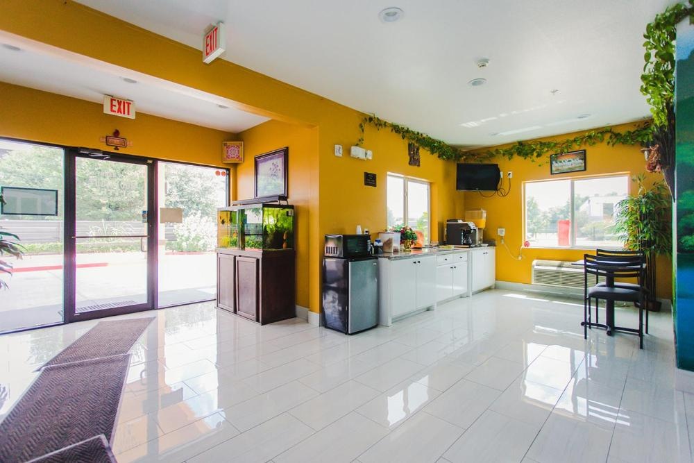 Moonlight Suites - Houston/George Bush Int'l Airport